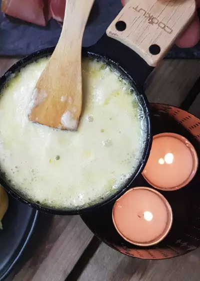 Bohosita : coffret pratique raclette fondue Cookut à la bougie