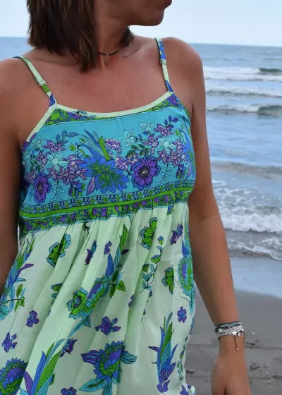 Bohosita : robe tendance bohème Open Back Sand Coachella fleurie verte